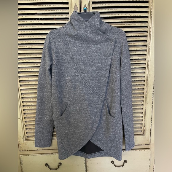 Lululemon that’s a wrap jacket / sweatshirt / cardigan - Picture 3 of 11